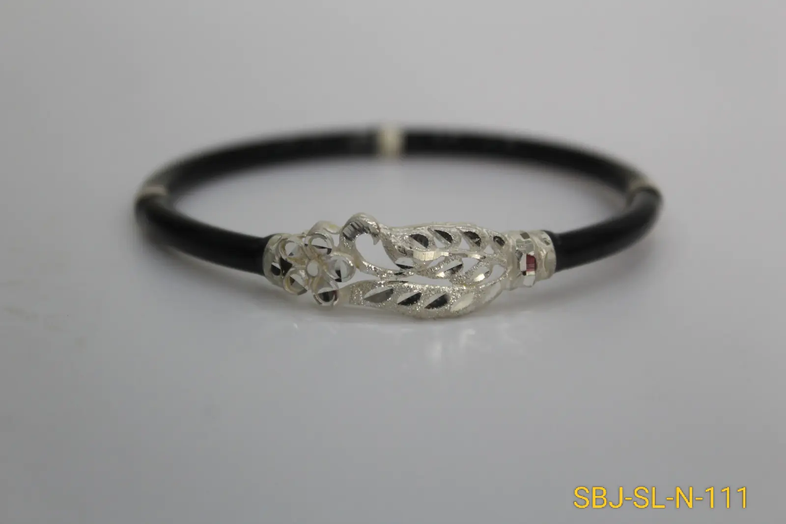 SILVER NOYA SB JEWELLERS SBJ-SL-N-111
