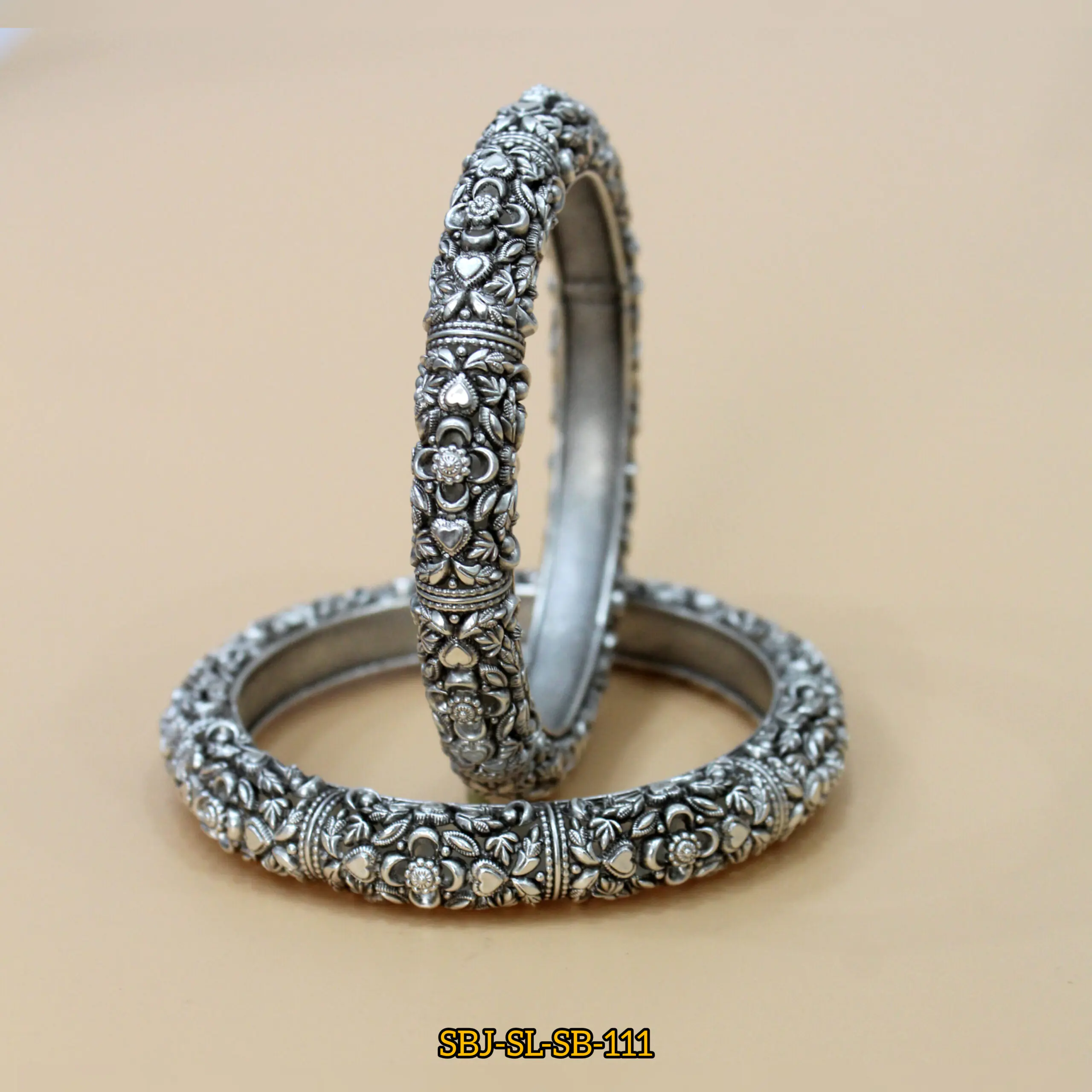SILVER BANGLE SBJ-SL-SB-111